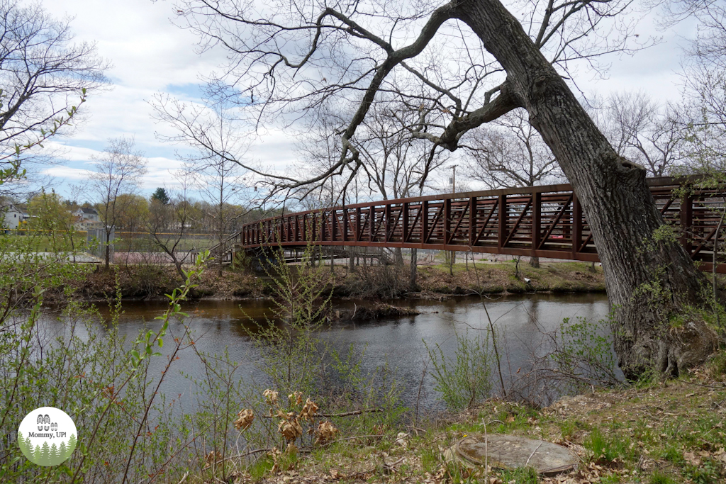 Nature at Keyes memorial park in Milford