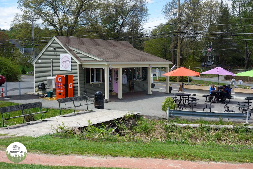 Chelmsford's Country Creamery and Coffeehouse