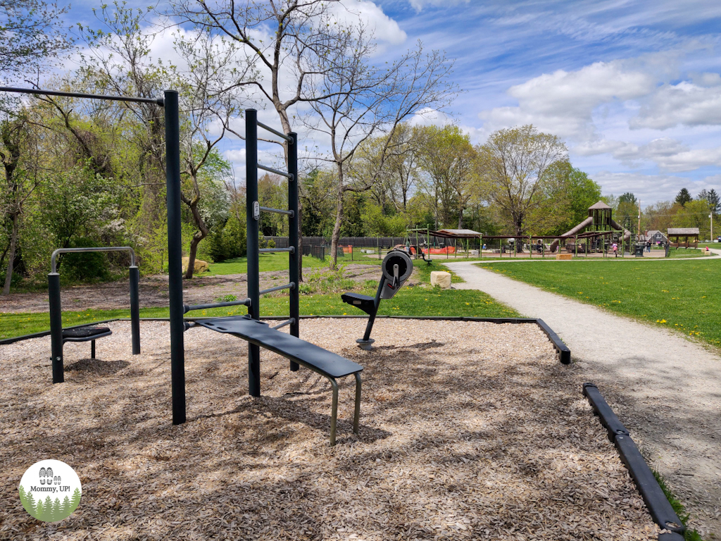 workout track at roberts field chelmsford