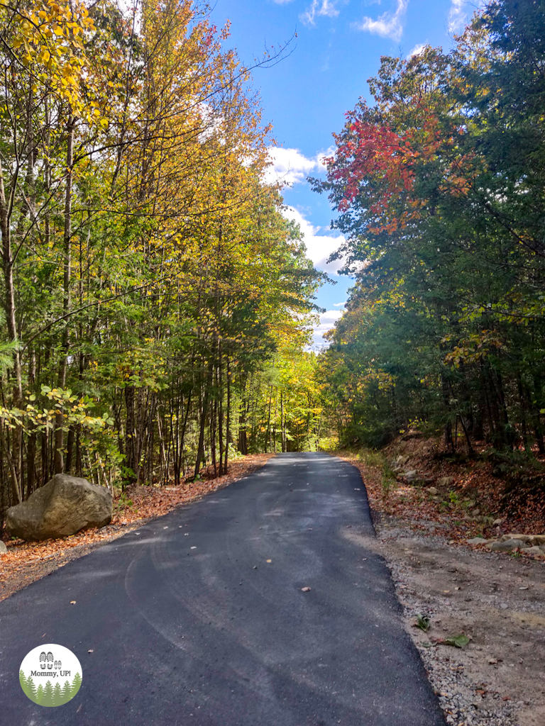 The stroller-accessible Parkway Trail at Andres Institute of Art